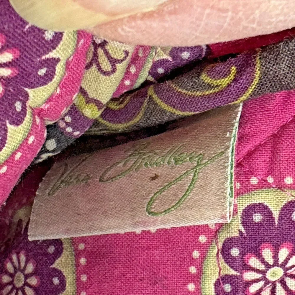 Vera Bradley Very Berry Paisley Zip Around Quilted Wallet Pink No Strap Retired - Picture 6 of 7